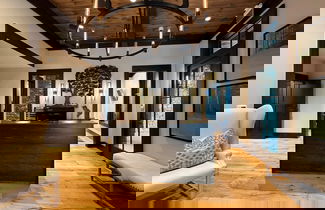 Foto 1 - Springdale Resort