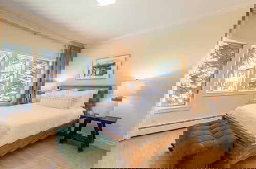 Foto 12 - Tahoe Star by Avantstay 7mins to Incline Village, Luxe Mansion