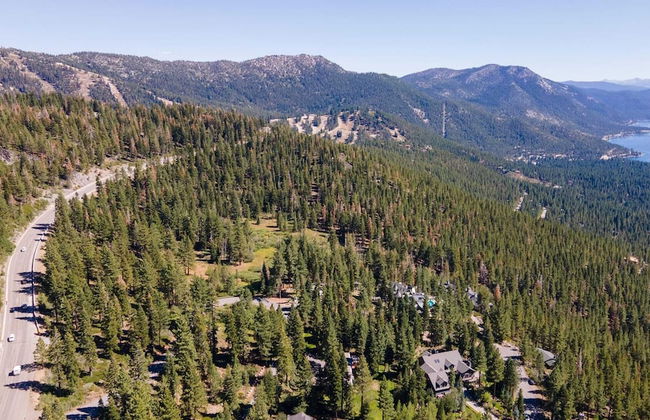 Tahoe Star by Avantstay 7mins to Incline Village, Luxe Mansion - Foto 40