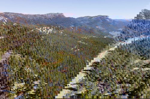 Foto 40 - Tahoe Star by Avantstay 7mins to Incline Village, Luxe Mansion