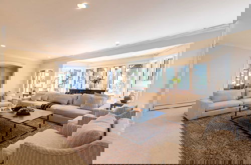 Foto 3 - Tahoe Star by Avantstay 7mins to Incline Village, Luxe Mansion