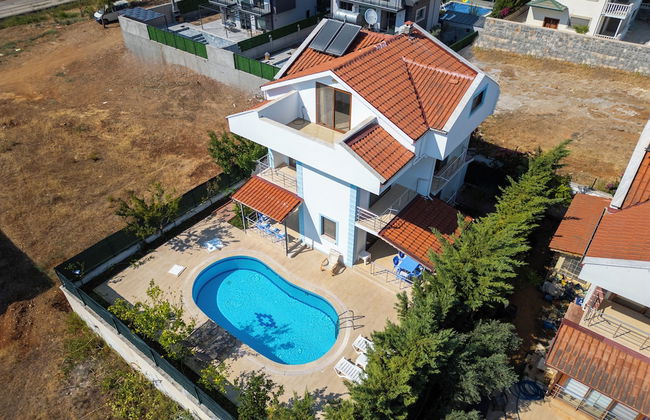 Talia deniz manzaralı 4 odalı lüks Villa - Photo 29