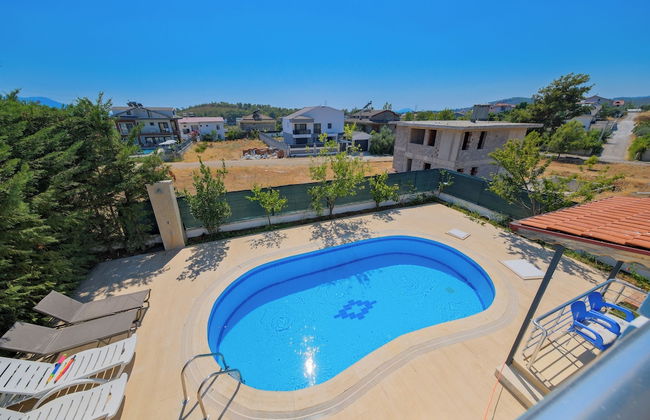 Talia deniz manzaralı 4 odalı lüks Villa - Photo 34