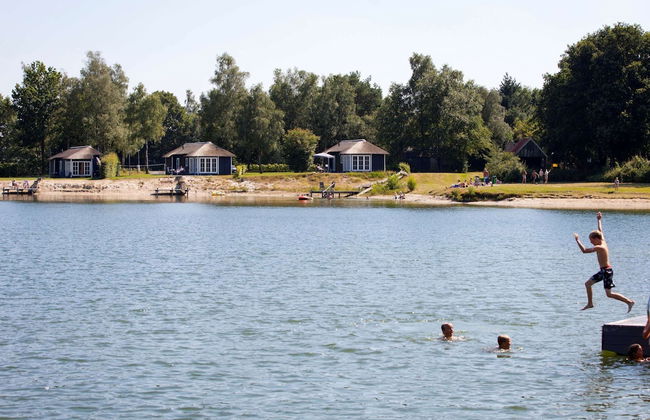 Lakefront Holiday Home - Foto 39