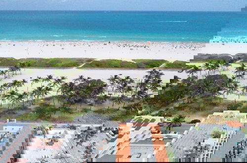 Foto 43 - Beachfront 4 Room Ocean Drive Deluxe Suite
