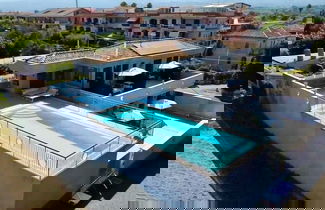 Foto 1 - Aurora View Resort