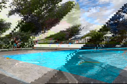 Foto 11 - Haus mit 2 Schlafzimmern in Noord-Scharwoude mit schwimmbad und garten