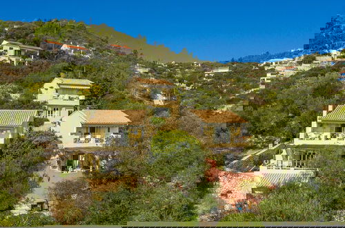 Photo 2 - Bay View Bougainvillea Lower
