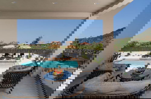 Foto 11 - Diamond Villa With Swimming Pool