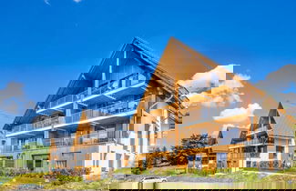 Foto 1 - Spacious, Modern Apartment Near the Centre