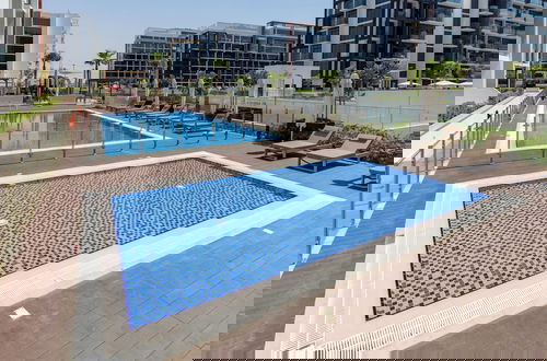 Foto 17 - Waves - Azizi Riviera 24: Modern 1 Bedroom Apartment