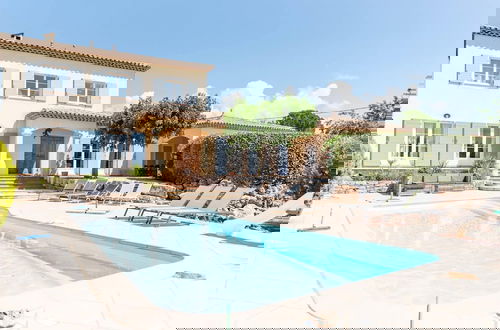 Foto 1 - French Bastide, Located in an Olive Grove