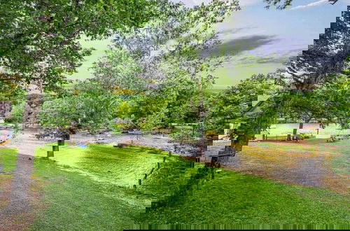 Photo 17 - Cozy Cove Cabin The Perfect Ozark Retreat!
