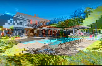 Photo 1 - Adalene Comfortable Holiday Residence