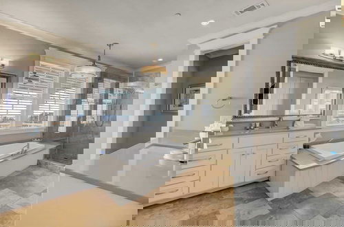 Foto 62 - 3100 Palm Boulevard by Avantstay Beachfront, Ocean Views, Private Pool