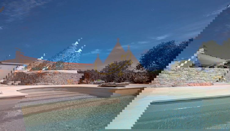 Foto 1 - TD Trulli Benedetta w Pool in Peaceful Nature
