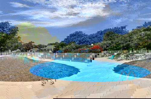 Foto 1 - Cottage With Swimming Pool and Activities