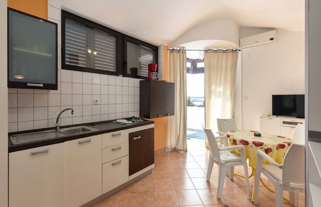 Apartments Ilija Njavro - One Bedroom Apartment With Terrace and Sea View - Foto 5