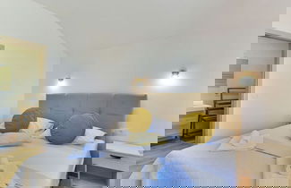 Photo 3 - With Pool, Jacuzzi and Sauna