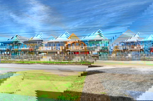 Foto 28 - 2 Homes on the Bay, Shared Waterfront Pool + Boat Dock Laguna Village Paradise
