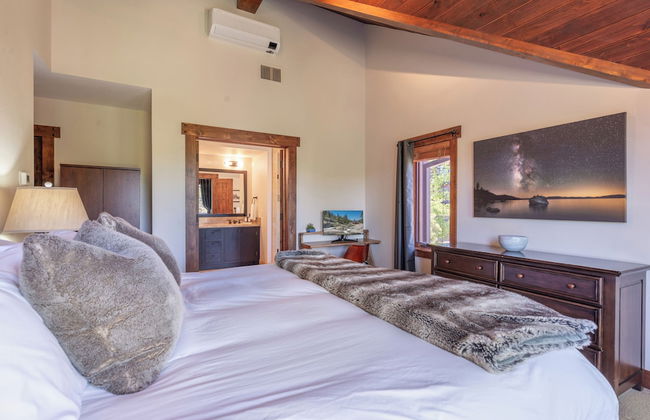 Lux Townhome Next to Village by Sierra Getaways - Foto 5