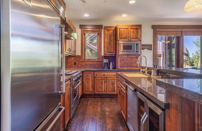 Lux Townhome Next to Village by Sierra Getaways - Foto 14
