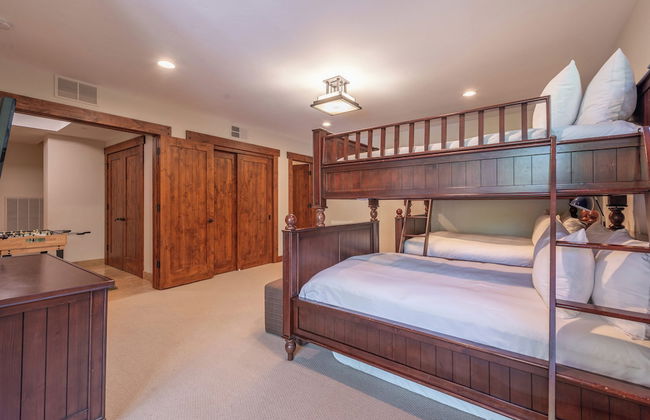 Lux Townhome Next to Village by Sierra Getaways - Foto 9