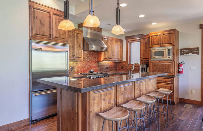 Lux Townhome Next to Village by Sierra Getaways - Foto 13