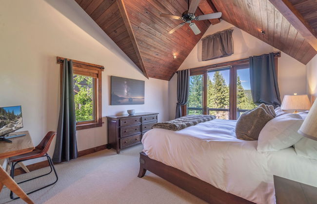 Lux Townhome Next to Village by Sierra Getaways - Foto 4