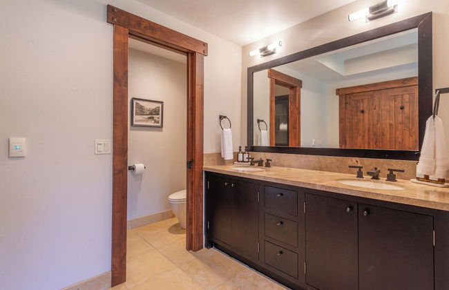 Lux Townhome Next to Village by Sierra Getaways - Foto 28