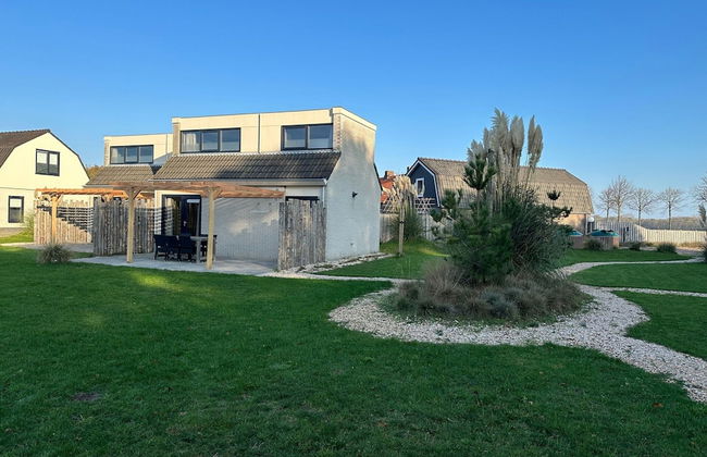 Holiday Home on Texel Island With Terrace - Foto 1