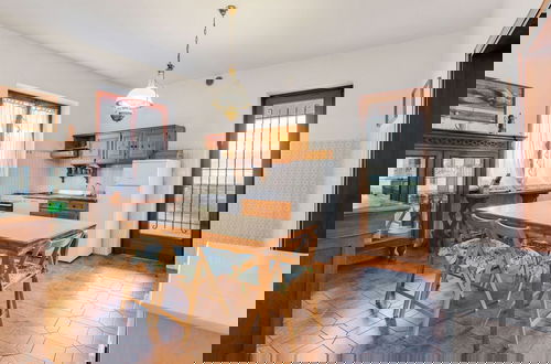 Foto 9 - Comfortable Villa With Private Pool, Garden, Balcony, Near Lake Garda