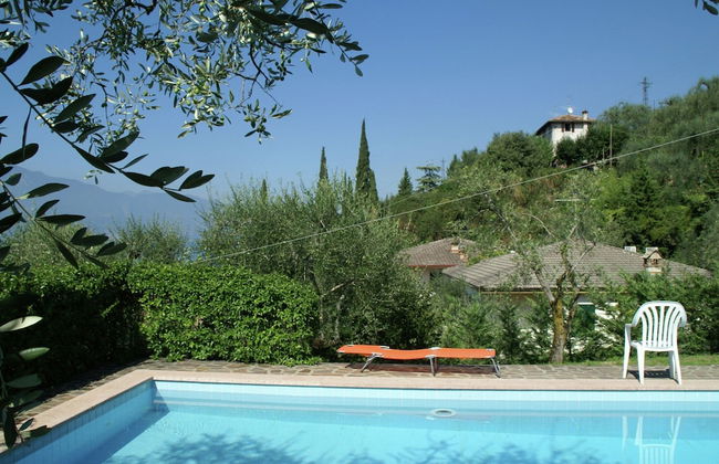 Villa in Torri With Pool & Mountain Views - Foto 23