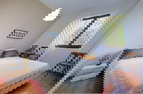 Foto 7 - Comfortable Apartment With Private Terrace