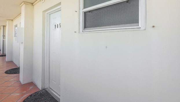 Entrada (vista interior)