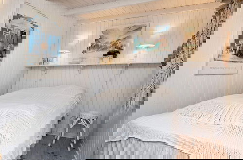 Photo 4 - 4 Star Holiday Home in Blokhus-by Traum