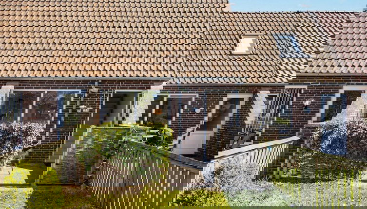 Foto 1 - 4 Person Holiday Home in Romo