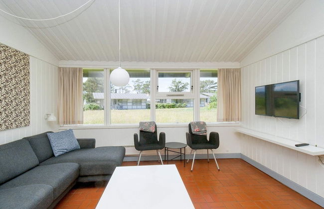 6 Person Holiday Home on a Holiday Park in Gilleleje - Foto 28