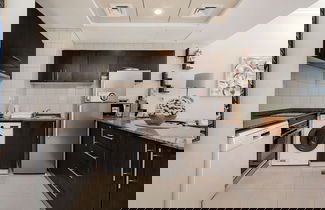 Foto 1 - Handsome 1BR in Bay Central Tower