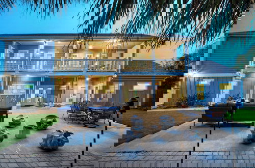 Foto 52 - 16 Palms by Avantstay Luxury Getaway, Backyard Oasis Pool & Playscape Access