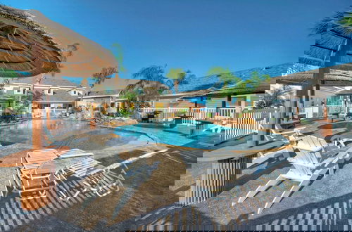 Foto 2 - 16 Palms by Avantstay Luxury Getaway, Backyard Oasis Pool & Playscape Access
