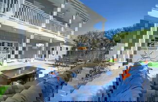 Foto 3 - 16 Palms by Avantstay Luxury Getaway, Backyard Oasis Pool & Playscape Access