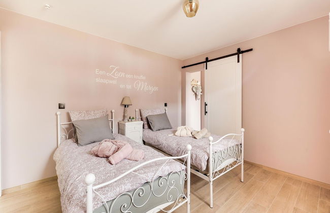 Lush Holiday Home in Limburg With Jacuzzi - Foto 15