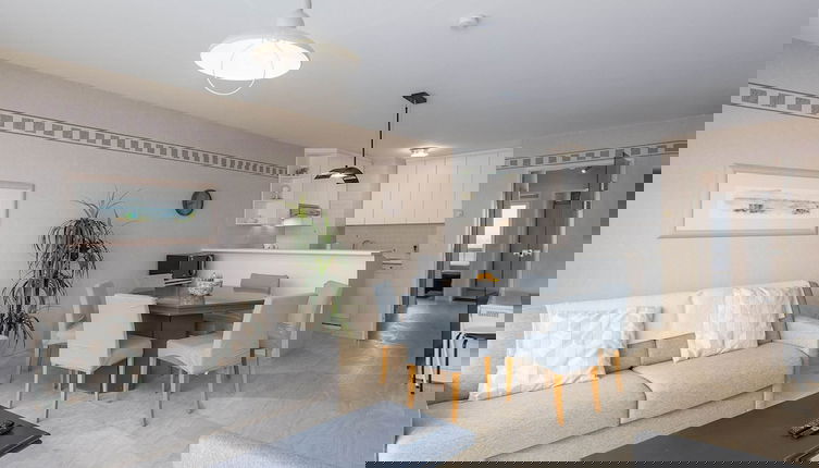 Foto 1 - Apartment in Austria With Sea View