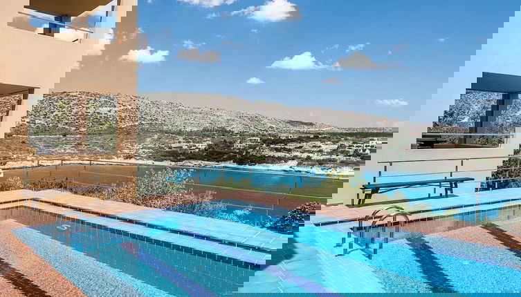 Foto 1 - Chloe Seafront Villa
