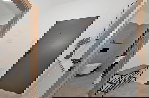 Foto 7 - Fully equipped apartments with Terraces, Free garage parking, Netflix & AC - by Apartmány Šlapanice cz