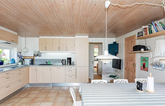 9 Person Holiday Home in Roslev - Photo 6