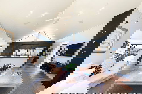 Foto 2 - Infinity - Lake & Mountain Views - Sleeps 8