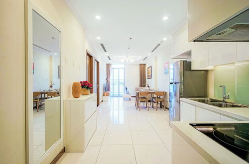 Photo 46 - Vinhomes Central Park - Modern Apart