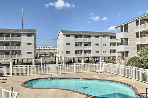 Photo 17 - Ocean City Condo w/ Pool - Steps to Beach